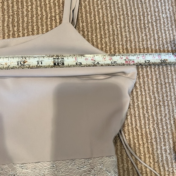 ALICE + OLIVIA hilta beaded silver lace mini dress size 2 - Picture 15 of 16